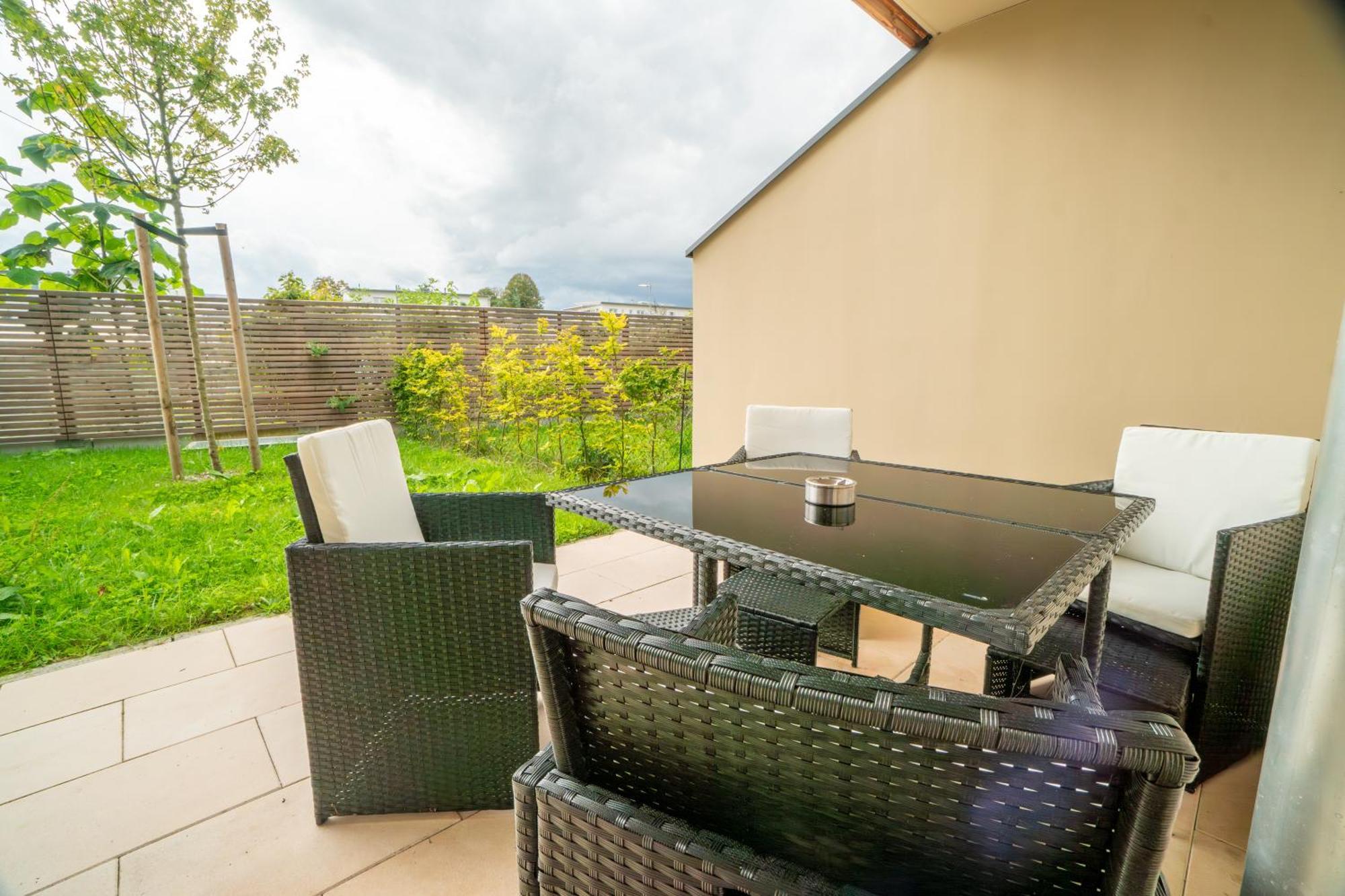 Die Gartenlounge In Bad Aibling Exteriér fotografie